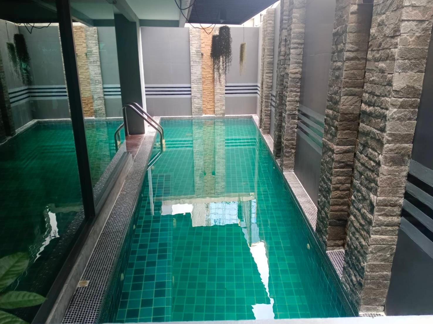 J Residence Thonglor 8 Bangkok Exterior photo